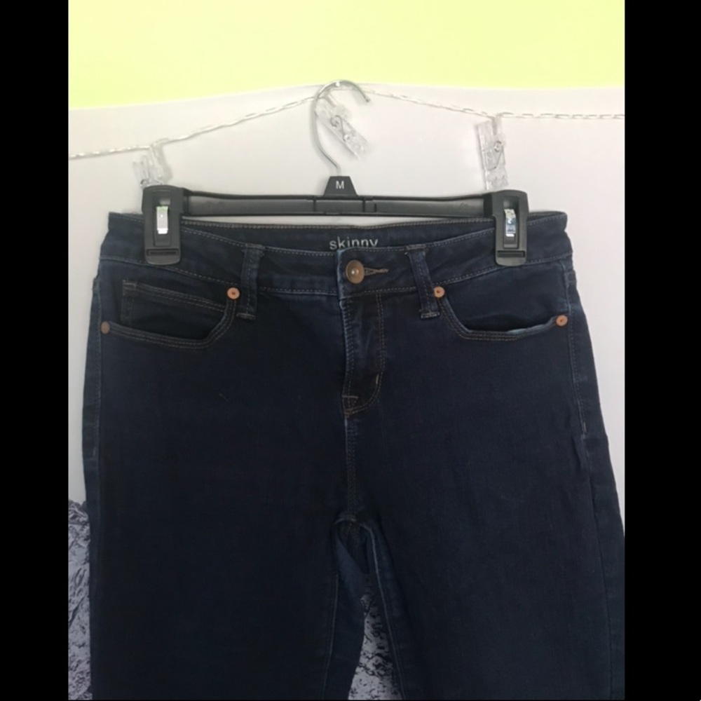 Darkwash skinny jeans